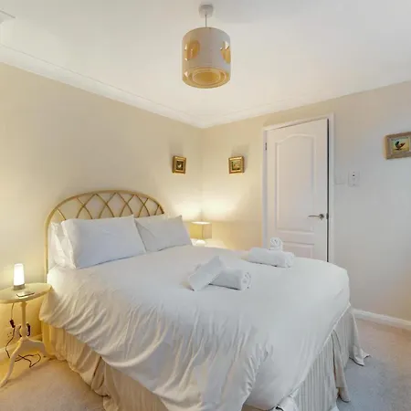 Esthwaite Хоуксхед